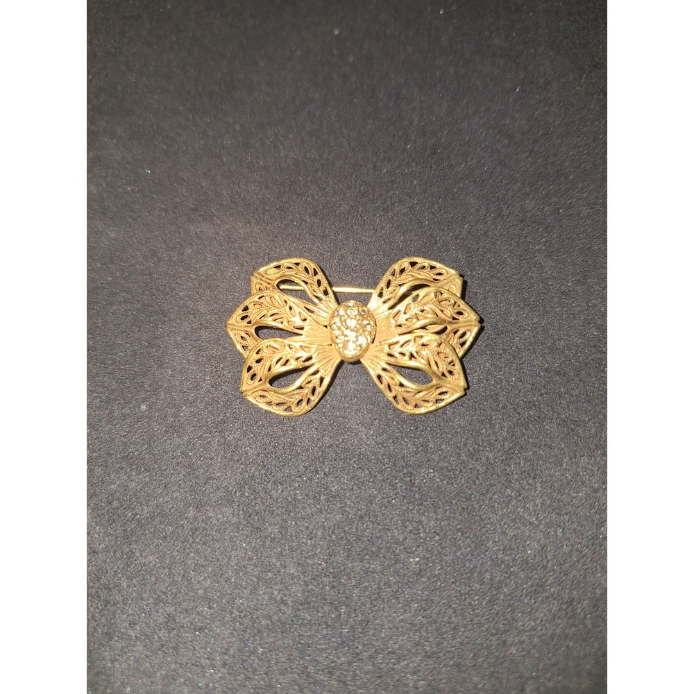 Vintage Gold Tone Filigree Bow Brooch Rhinestone Center Openwork Pin 1.5 Inch